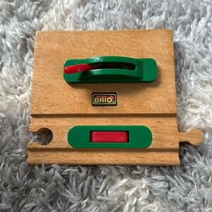 🎉2/$15🎉 BRIO 33669, Wooden Railway System, “Autostop & Start Track Pack”, 1999